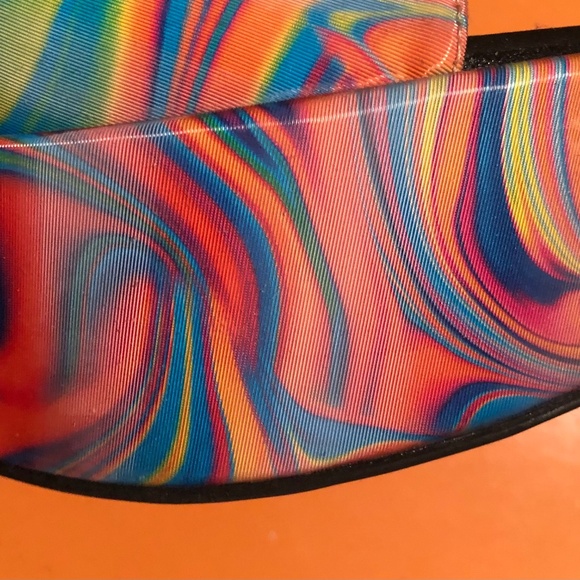 Katy Perry Retro Clogs - Picture 2 of 3